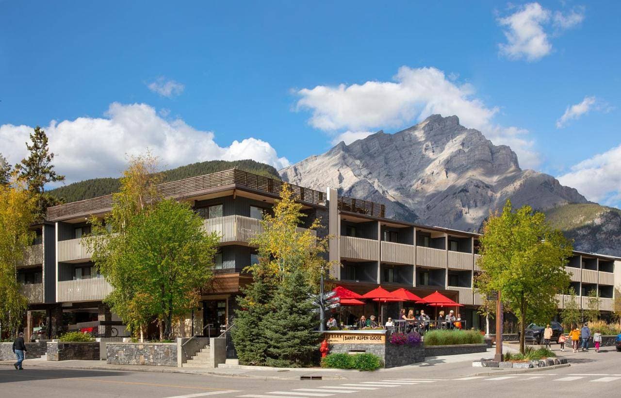 Banff Aspen Lodge 1