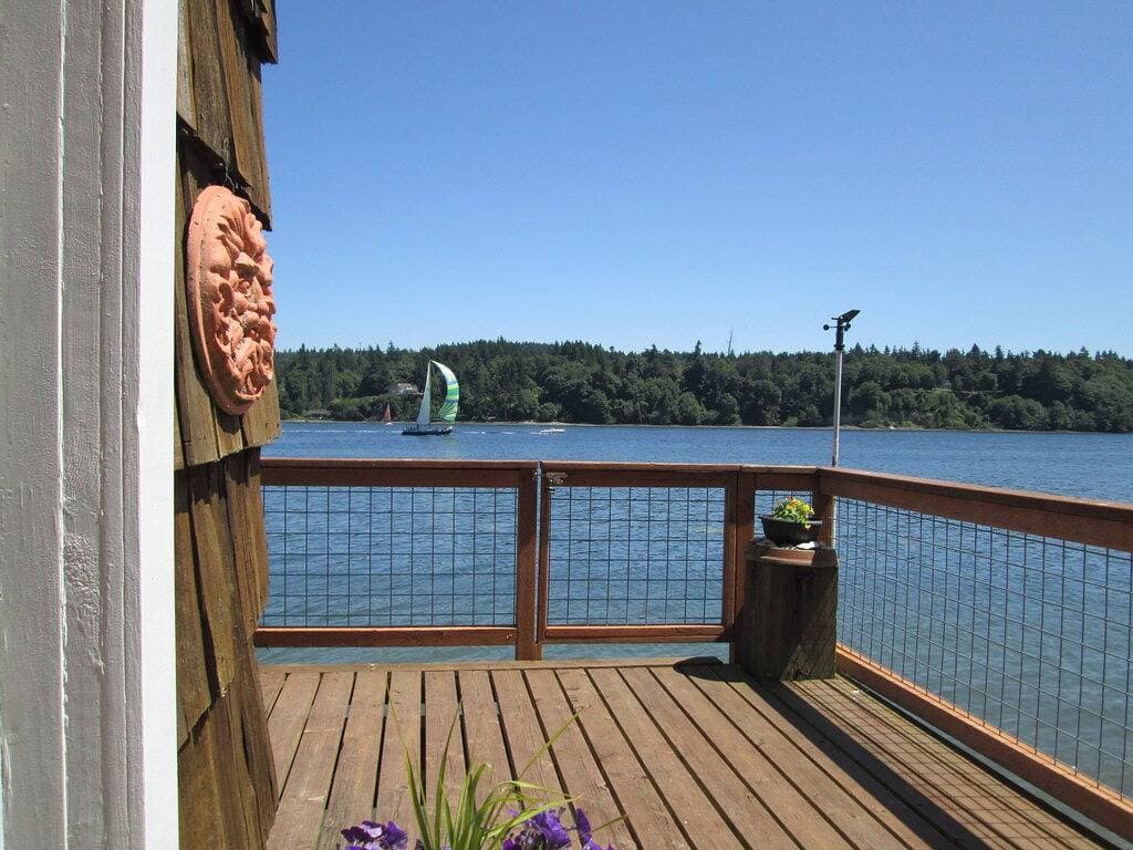 Foto 5 von 49: Strand Charming Cabin in Quartier Harbor Eingebettet