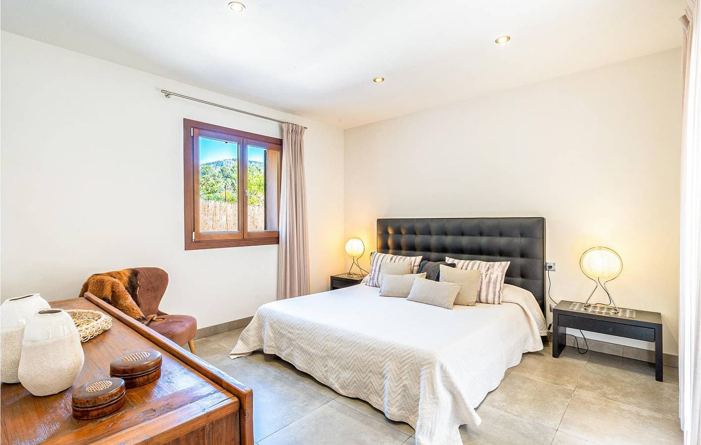 Foto 9 von 16: Gelassene Oase: 127m² Apt, AC, Terrasse, Küche, Pool & Internet - in der Nähe von Maria Salinas & Mancor de la Vall