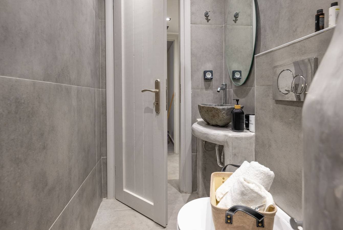 Foto 10 von 21: Souterrain-Apartment 'Comfort Living' mit WLAN und Klimaanlage