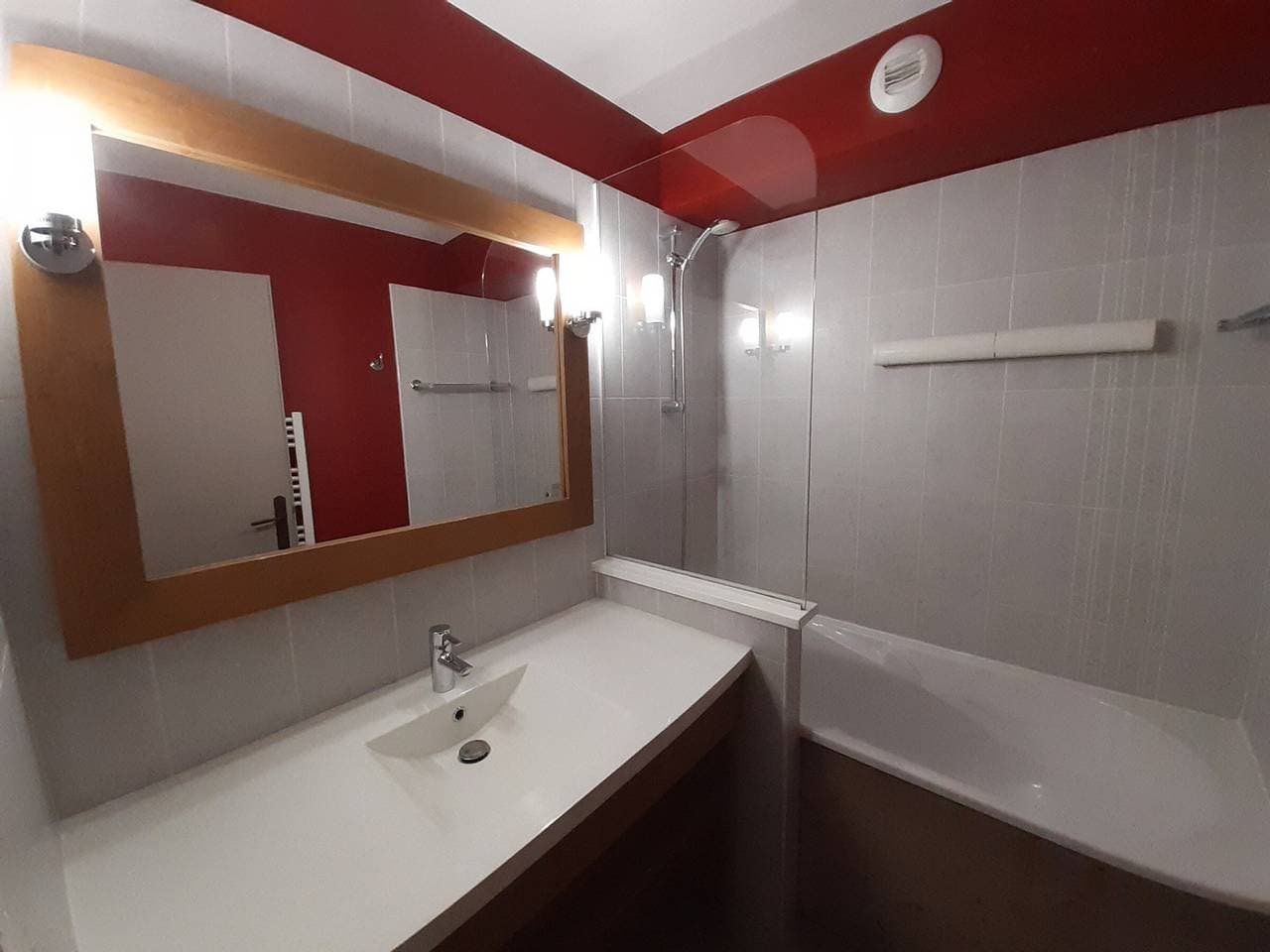 Foto 6 von 12: Geräumige Wohnung 5 Pers, Südbalkon, Parkplatz inkl.