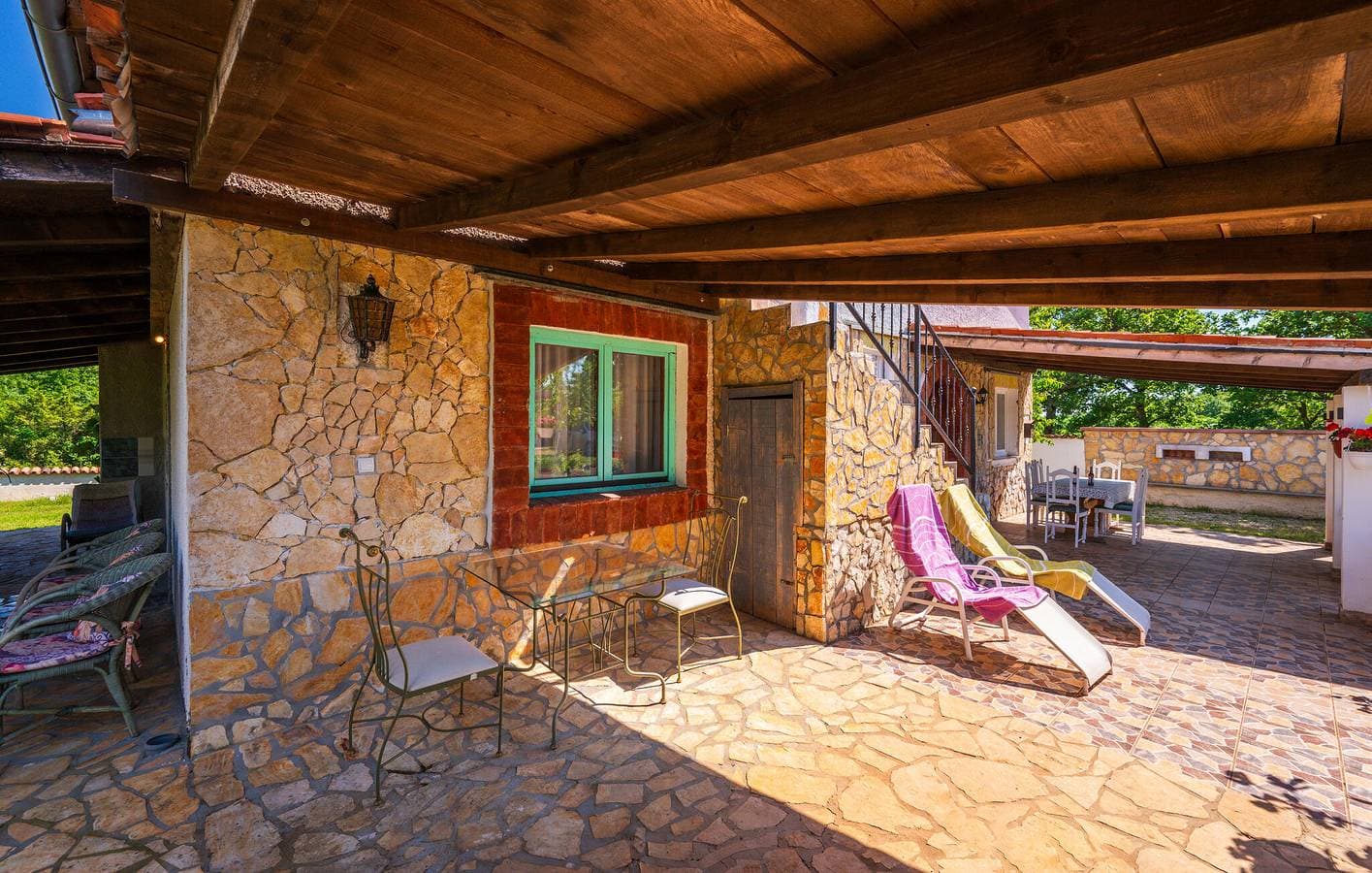 Foto 7 von 36: Gemütliche 2-Zimmer-Wohnung mit WLAN, Terrasse und Parkplatz in der Nähe der Konoba KACANA