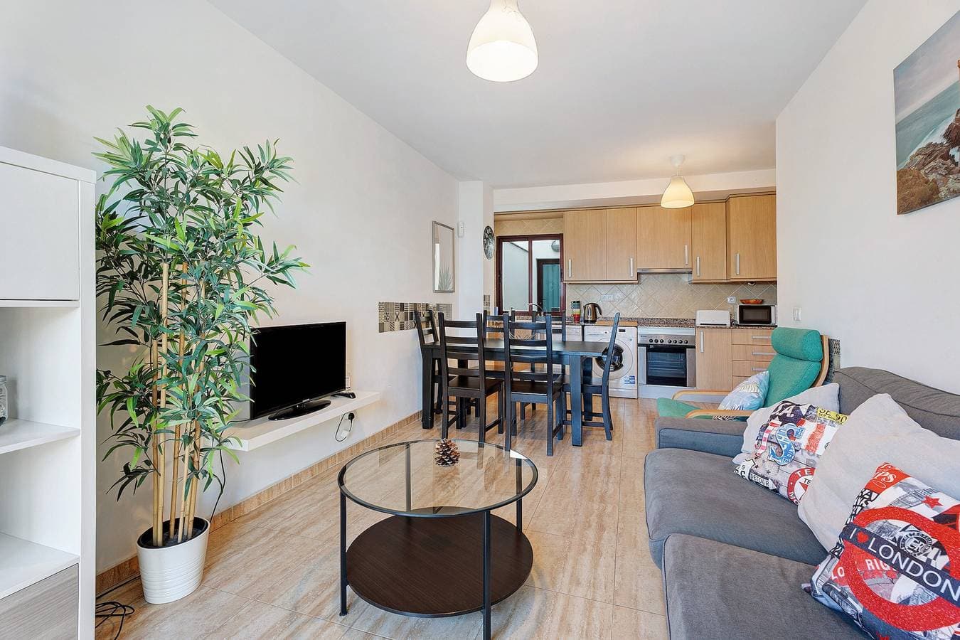 Foto 7 von 28: Casa „Tazacorte“ mit Meerblick, Gemeinschaftspool und WLAN