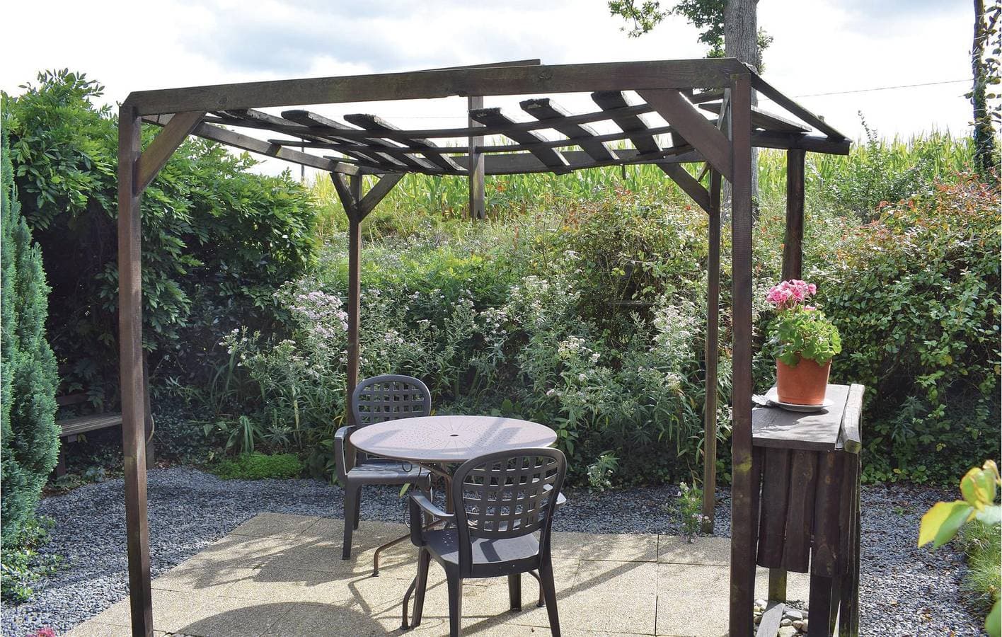 Foto 4 von 22: Gourfaleur Terrace Apt: Parking, TV, Internet!
