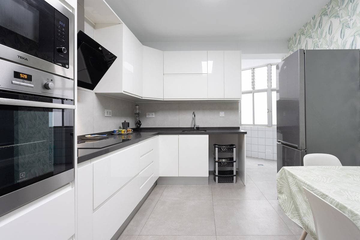 Foto 10 von 48: Ferienwohnung für 8 Personen mit Terrasse