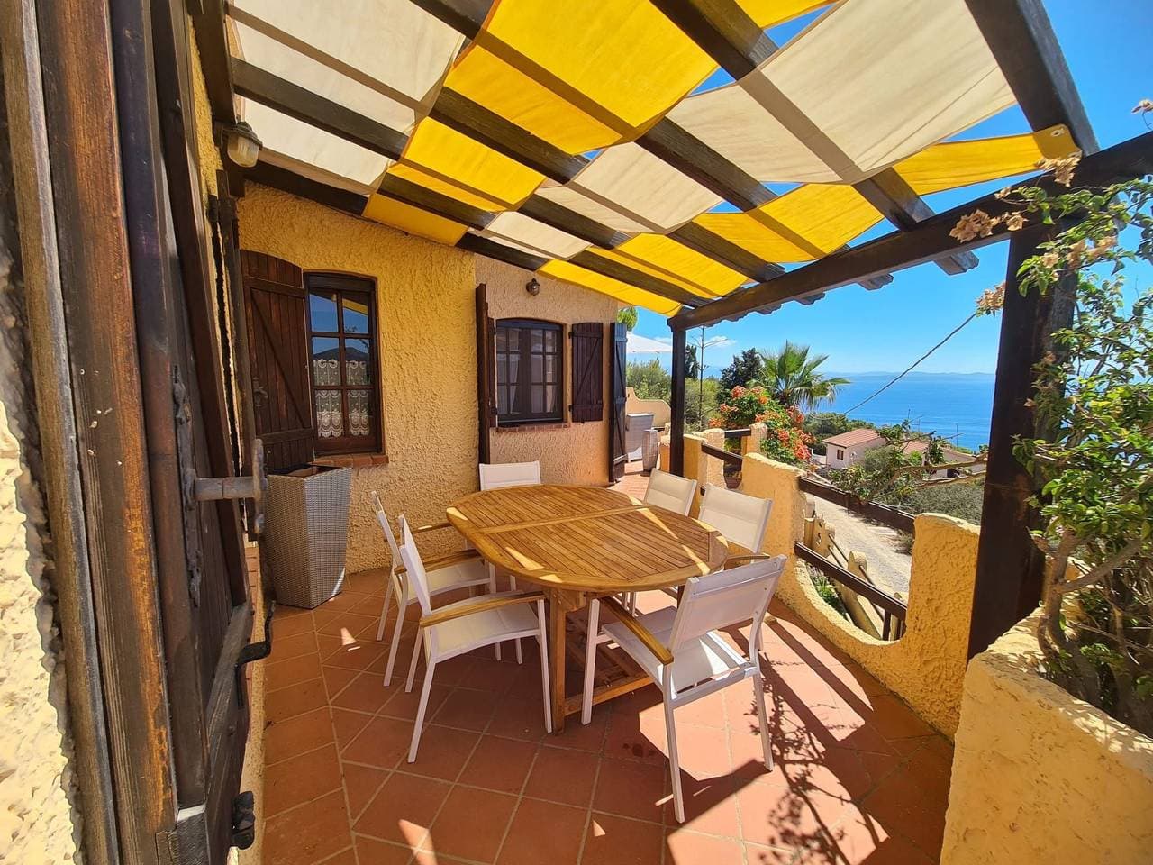 Foto 6 von 30: Villa mit Panoramablick