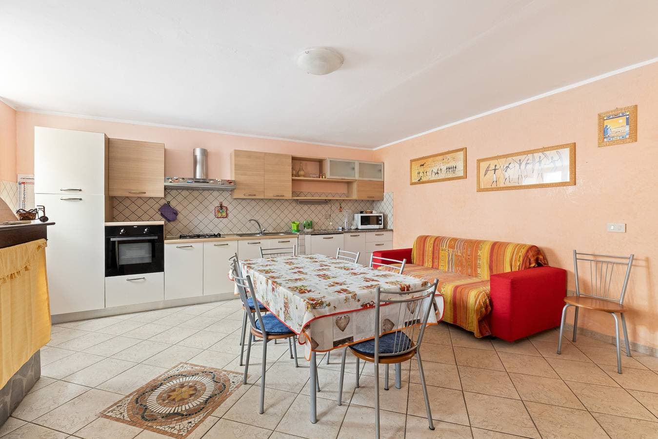 Foto 3 von 27: Ferienwohnung 'Casa Anna - Bosa' mit Klimaanlage