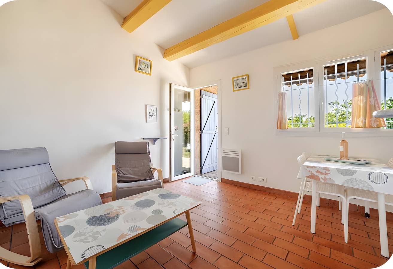 Foto 5 von 35: Ferienhaus 'Maison, Piscine, Chiens acceptés, Var, Wifi' mit Gemeinschaftspool, privater Terrasse