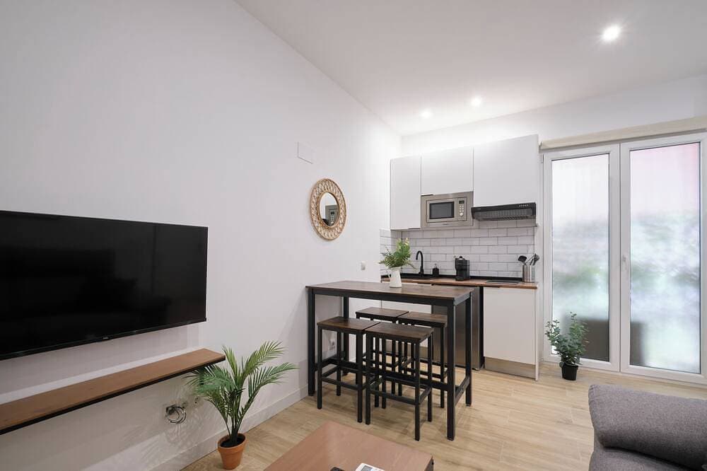 Apartamento New, Centro, Atocha, Wifii, A/C 1