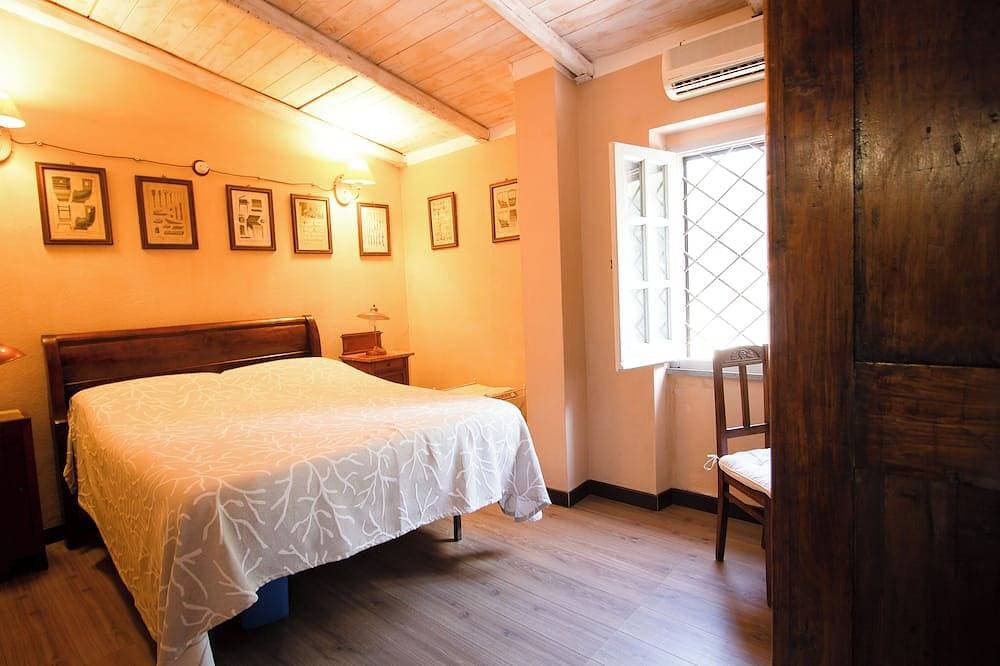 Foto 4 von 14: Accogliente Villa Immersa nel Verde con Incantevole Vista Mare