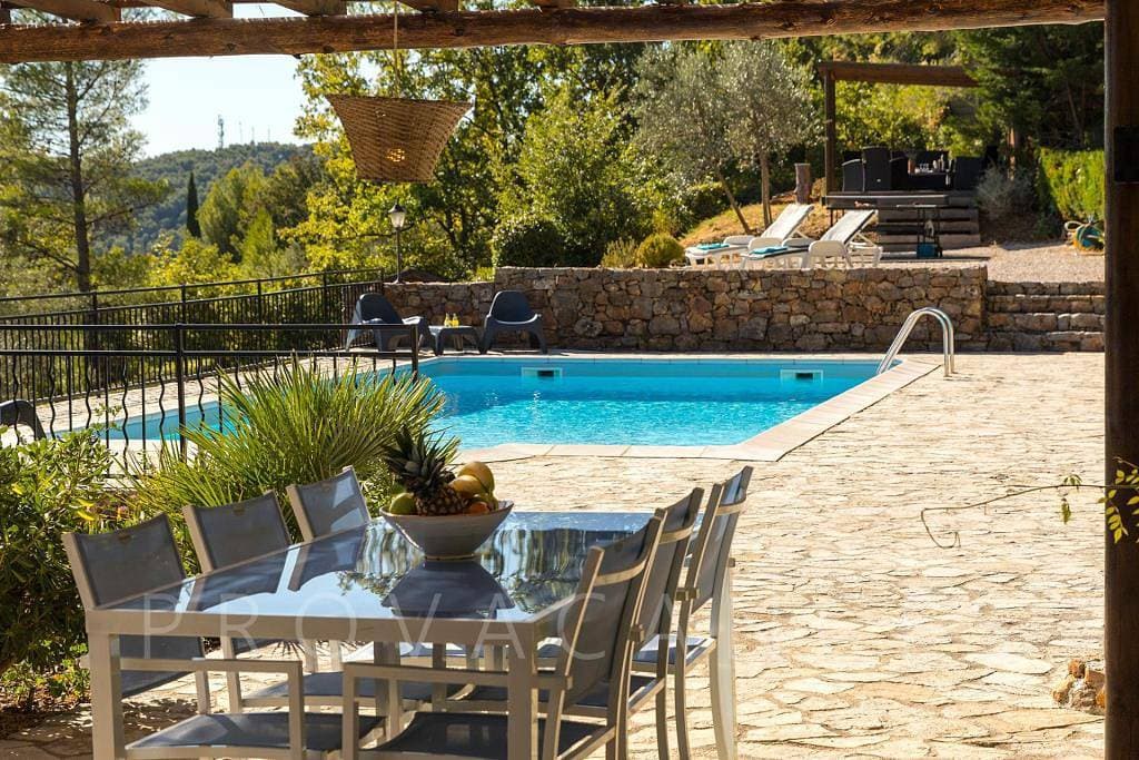 Foto 3 von 58: Charmantes Ferienhaus mit Pool und herrlichem Blick bei Draguignan
