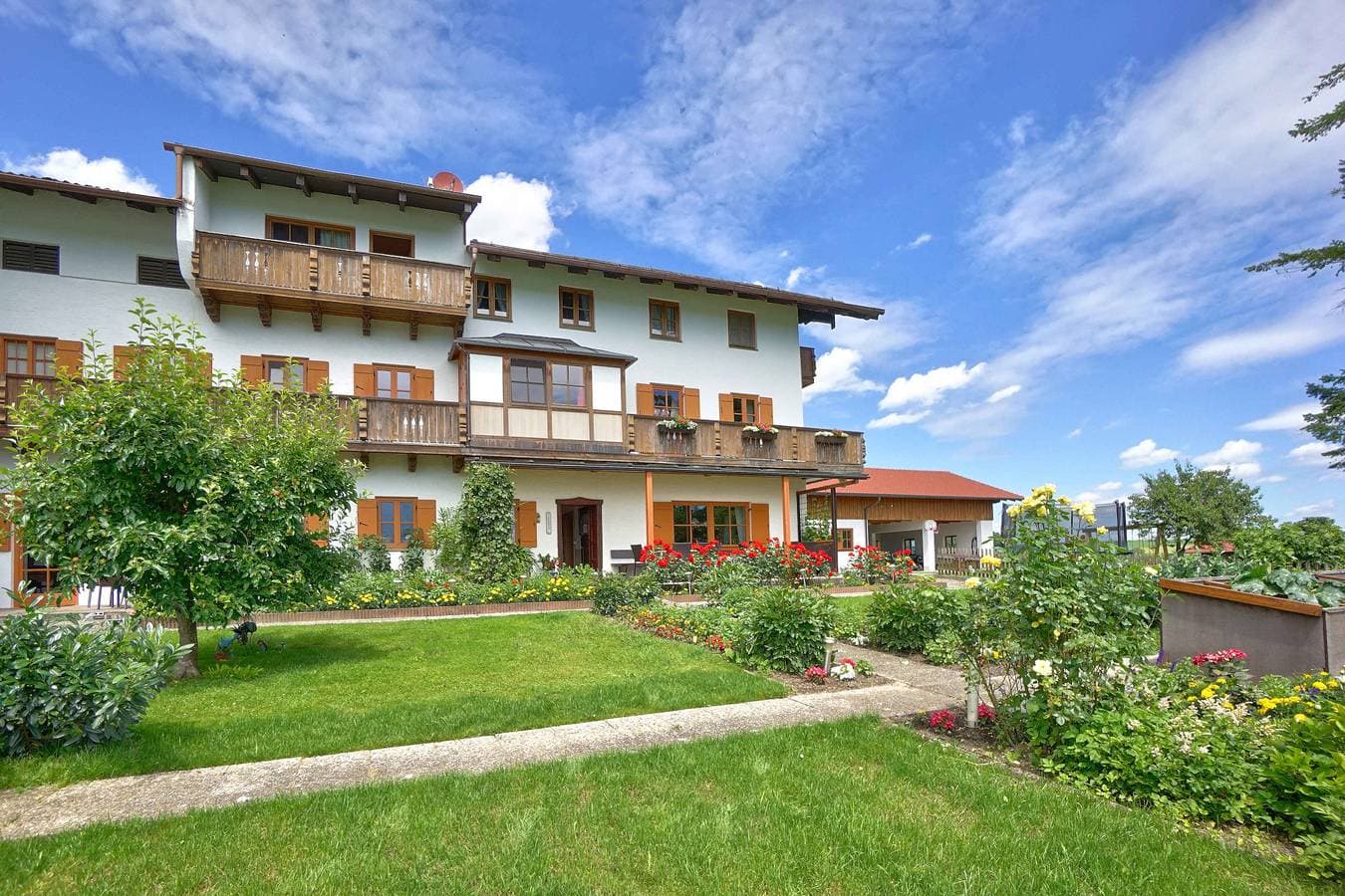 Foto 3 von 14: Karlshof - Balkonzimmer mit Du/Wc und Balkon
