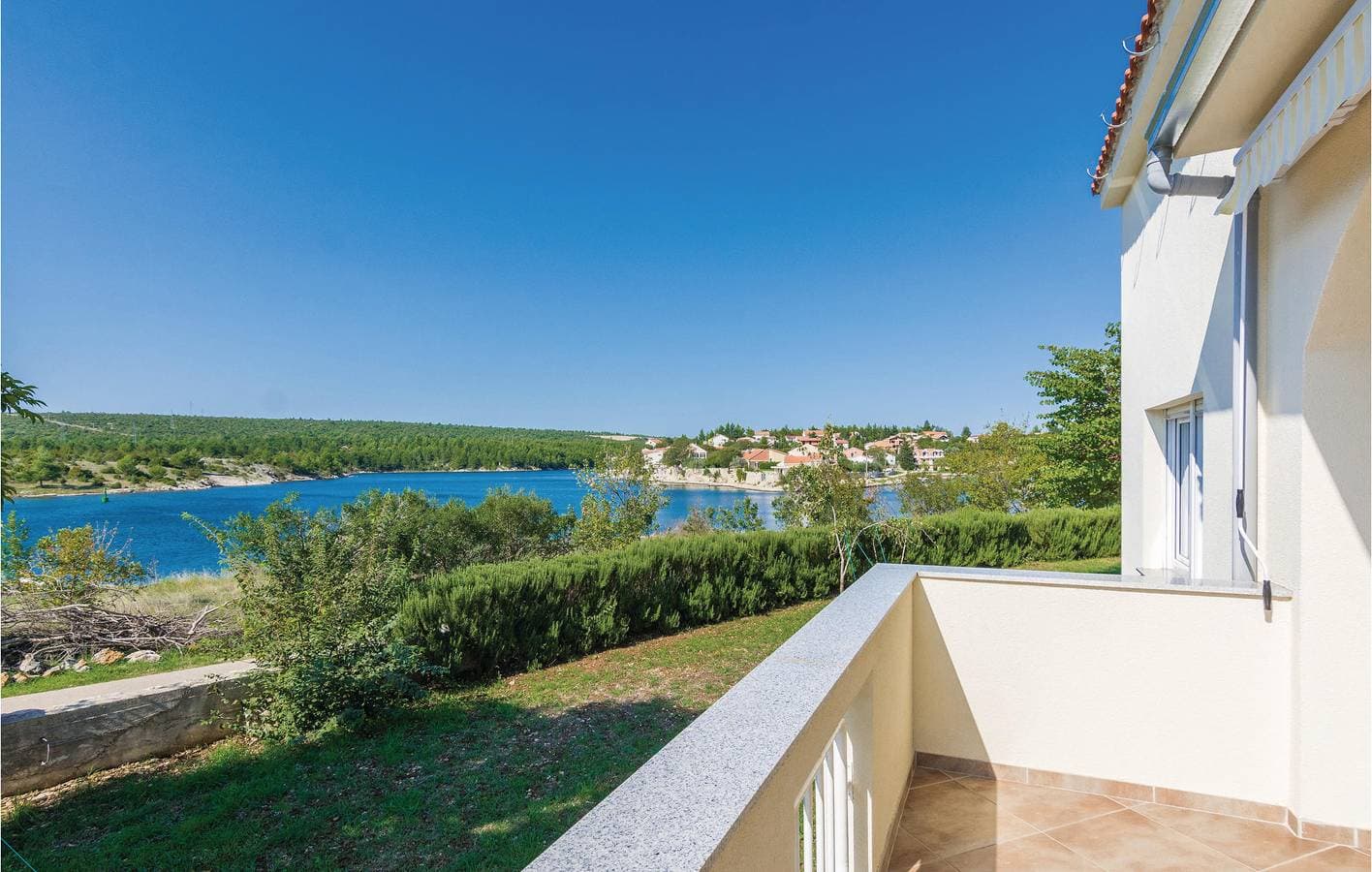 Foto 10 von 34: Apartment am Meer mit Terrasse, WLAN und Parkplatz – 1,5 km bis zur Küste