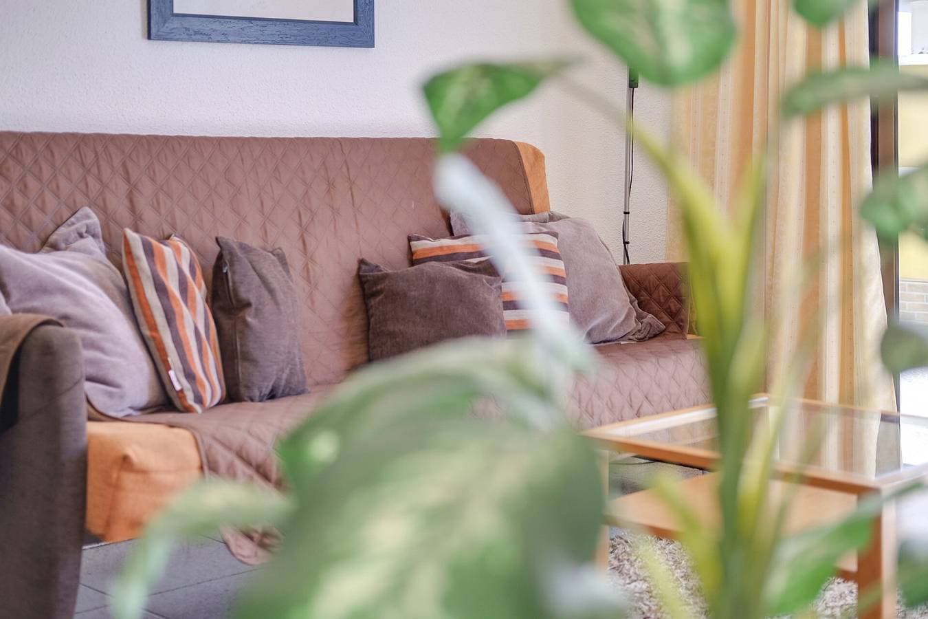 Foto 8 von 22: Haustierfreundliche Wohnung Villasol mit Pool, WLAN, Terrasse, Berg- & Meerblick