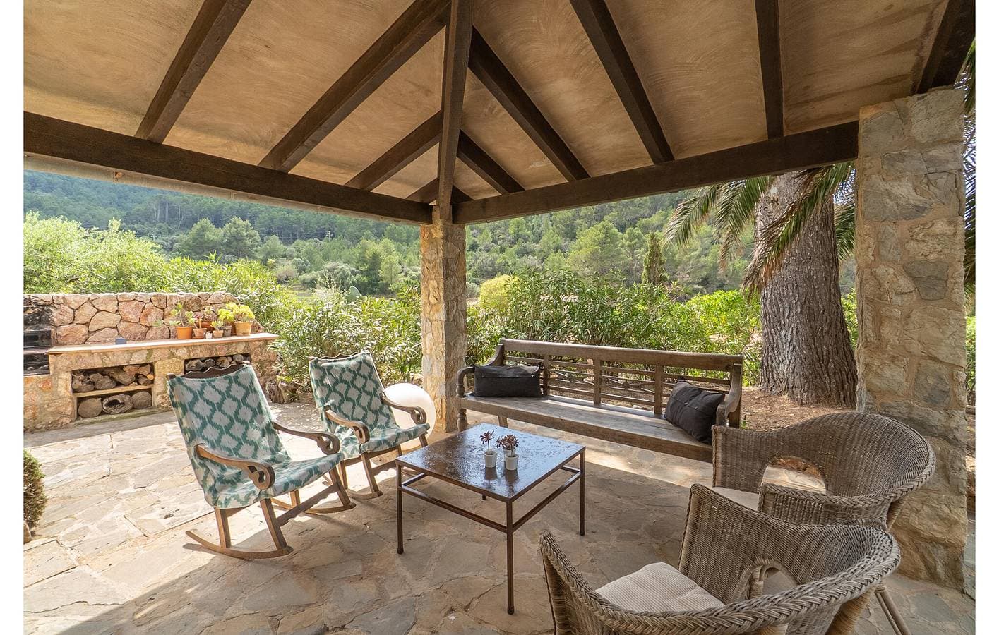 Foto 13 von 29: Appartement mit Meerblick, Pool, Terrasse und Grill - 400m zur Cala d'Estellencs