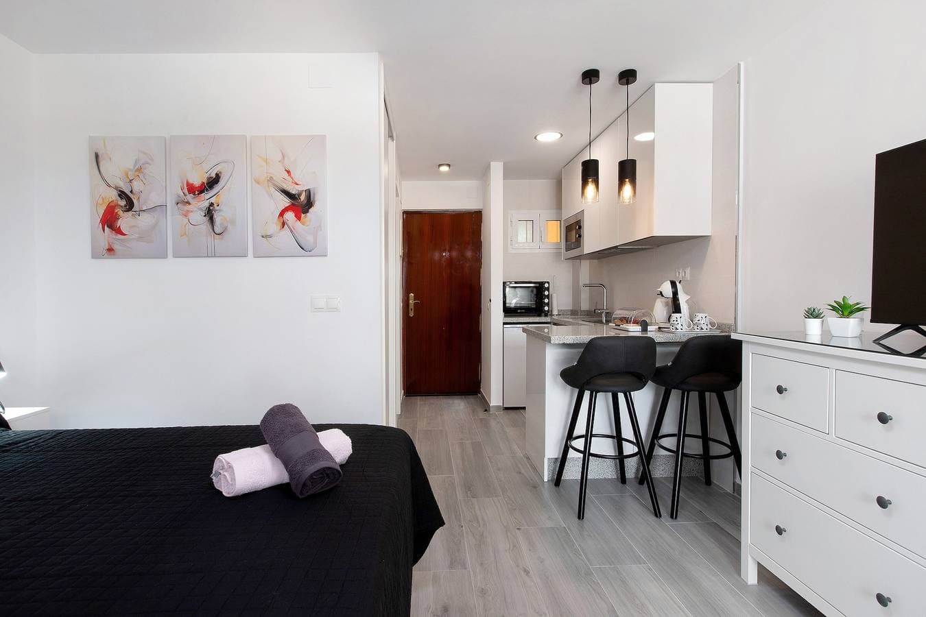 Foto 4 von 28: Ferienwohnung 'Apartamento Agata 2024' mit Bergblick, WLAN und Klimaanlage