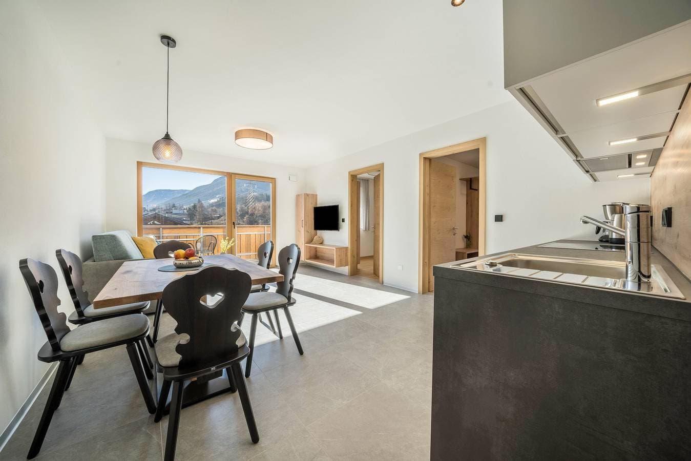 Foto 2 von 20: "Sunnig - Ferienwohnung Abendsonne" mit Bergblick, Balkon und WLAN