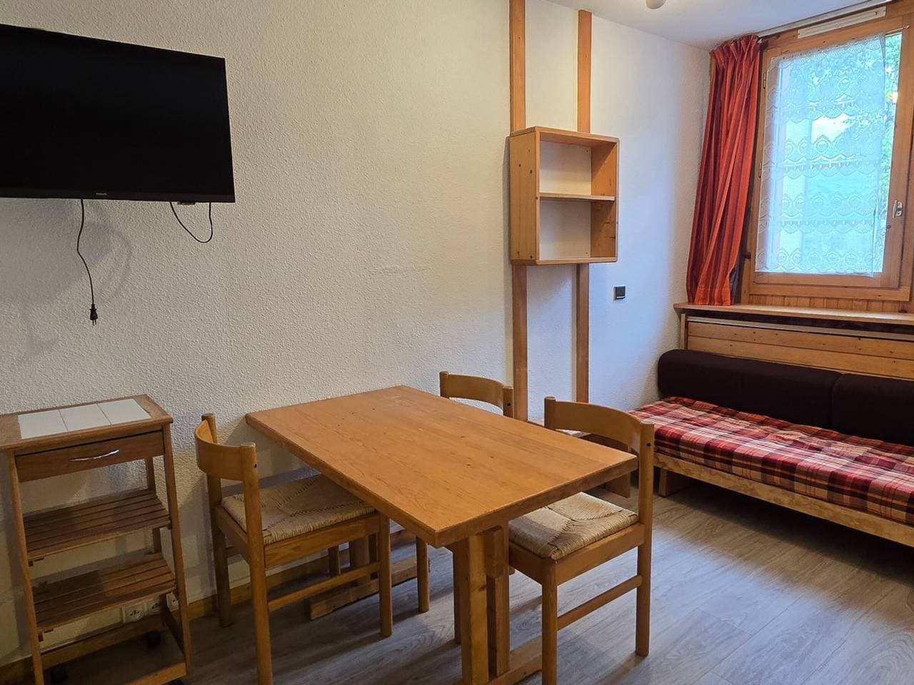 Foto 3 von 12: Studio mit Terrasse, nahe Zentrum und Pisten