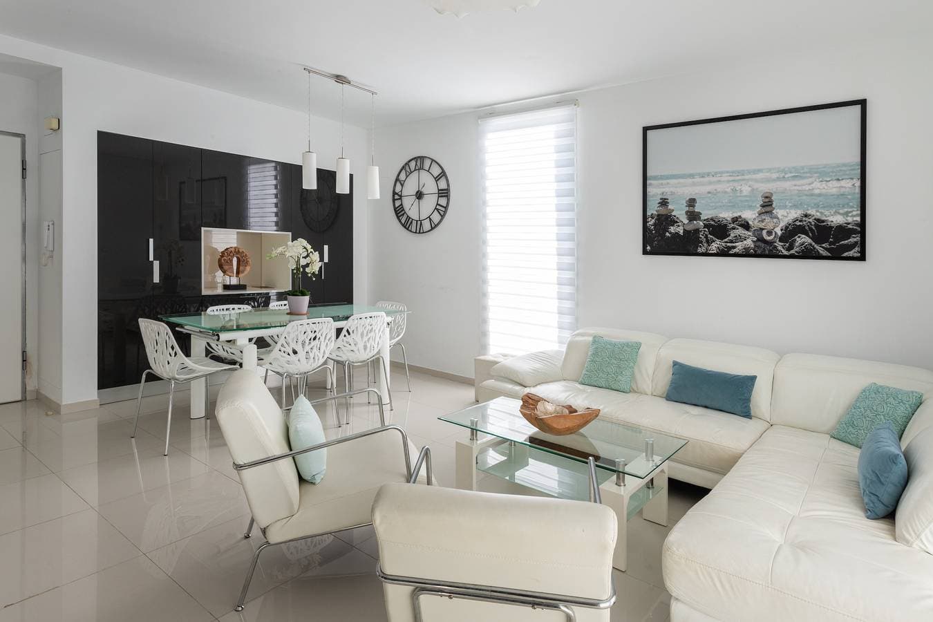 Foto 8 von 28: Moderne Villa mit privatem Pool nahe Stränden und Golfplätzen