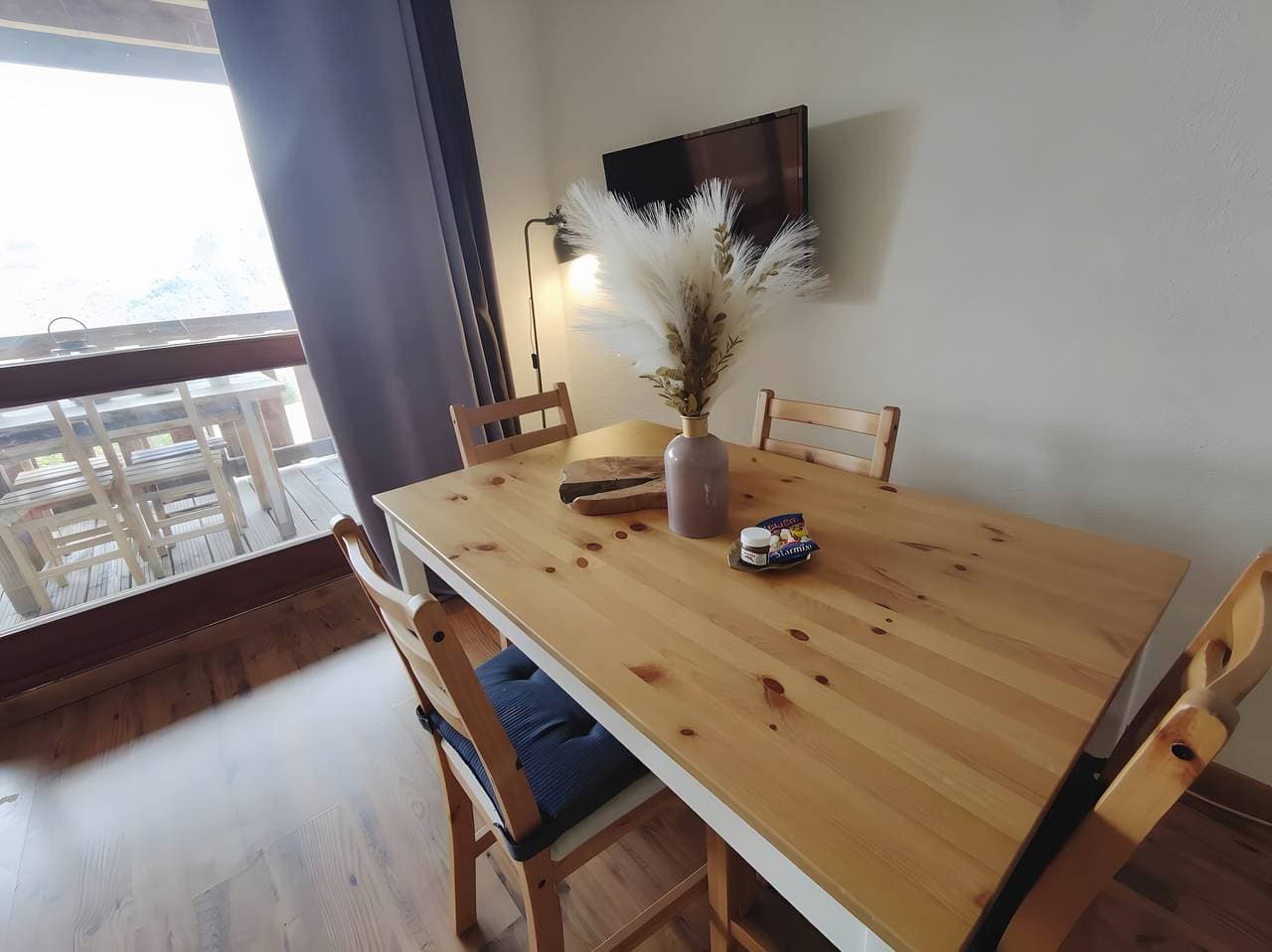 Foto 7 von 24: Appartement 'Studio Im Herzen von Praloup' mit Bergblick und Privater Terrasse