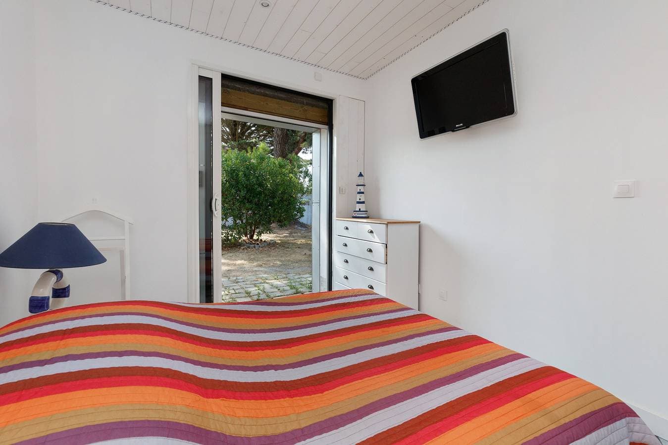 Foto 8 von 23: Ferienhaus 'Petite Frégate' – Nähe Zentrum und Strand, eingezäunter Garten