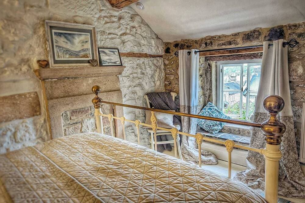 Foto 5 von 30: Gorgeous romantic cottage retreat, with gardens & Peak District views