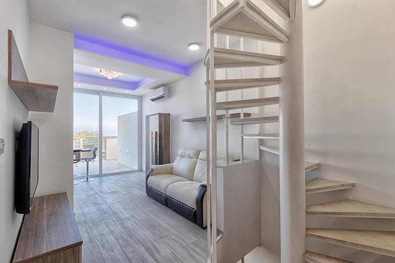Foto 4 von 25: Ferienwohnung für 6 Personen mit Whirlpool