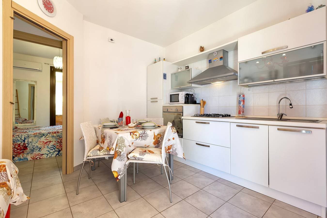 Foto 6 von 27: Ferienhaus 'Petra Maris' mit privatem Garten, Balkon und WLAN