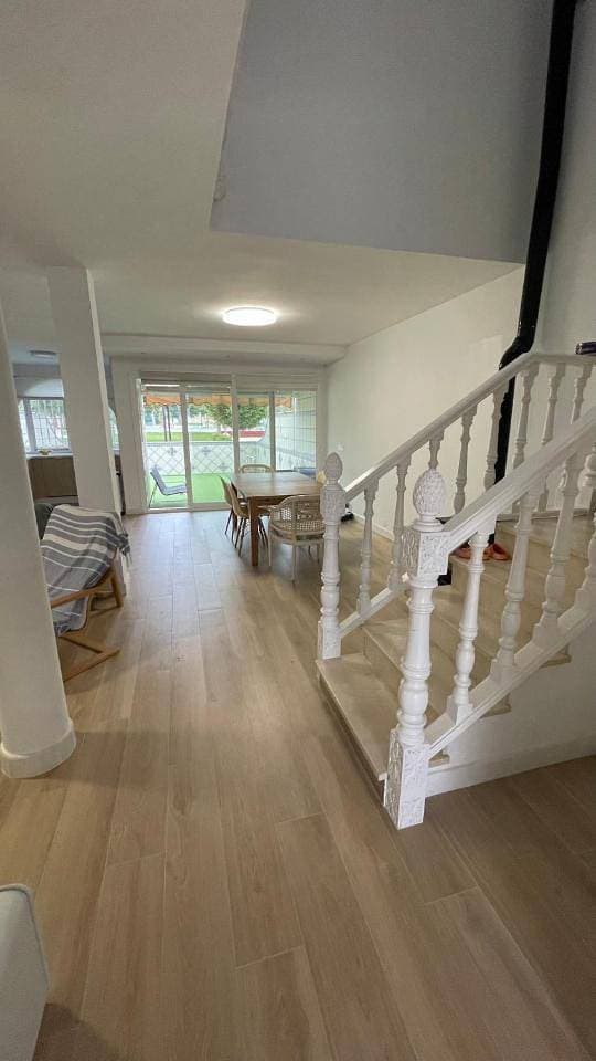 Foto 11 von 23: Three-Bedroom House