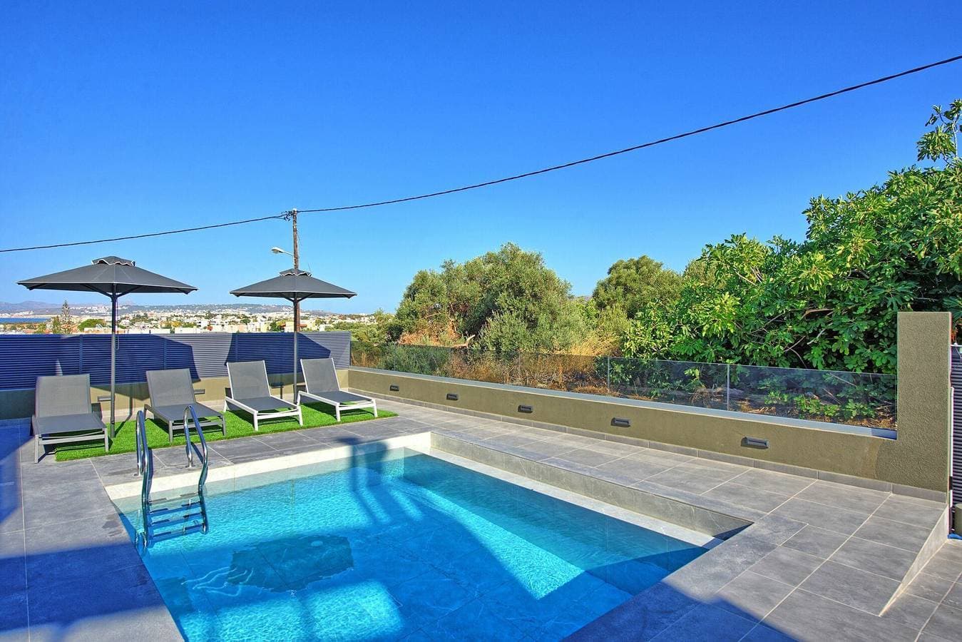 Foto 7 von 25: Villa für 5 Personen mit Terrasse