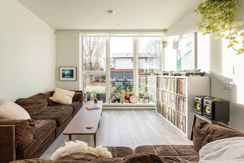Foto 6 von 32: Atemberaubendes modernes Stadthaus, 4 Schlafzimmer, 2 Bäder & Terrasse in bester Lage der Stadt