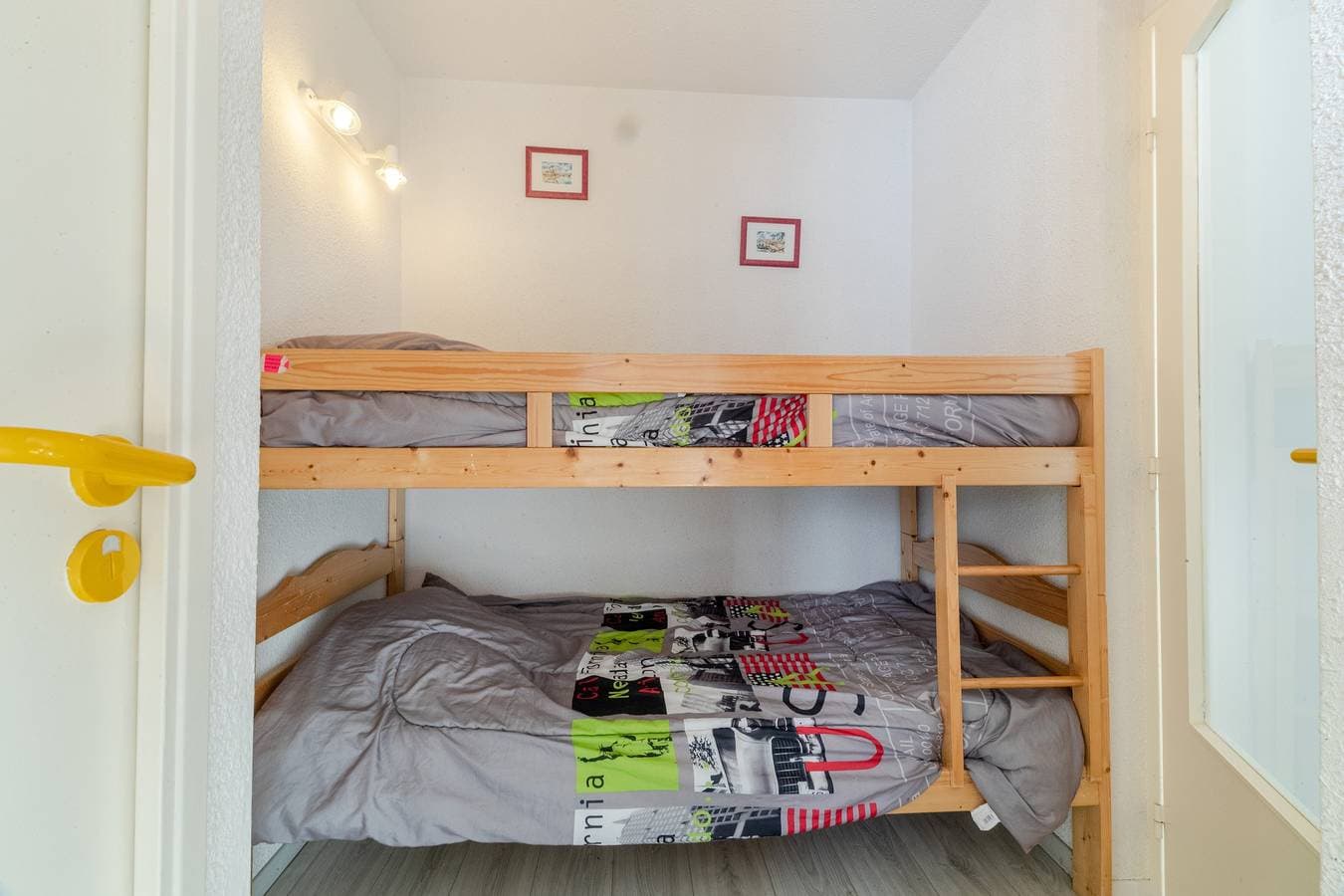 Foto 4 von 12: Ferienwohnung für 4 Personen mit Balkon