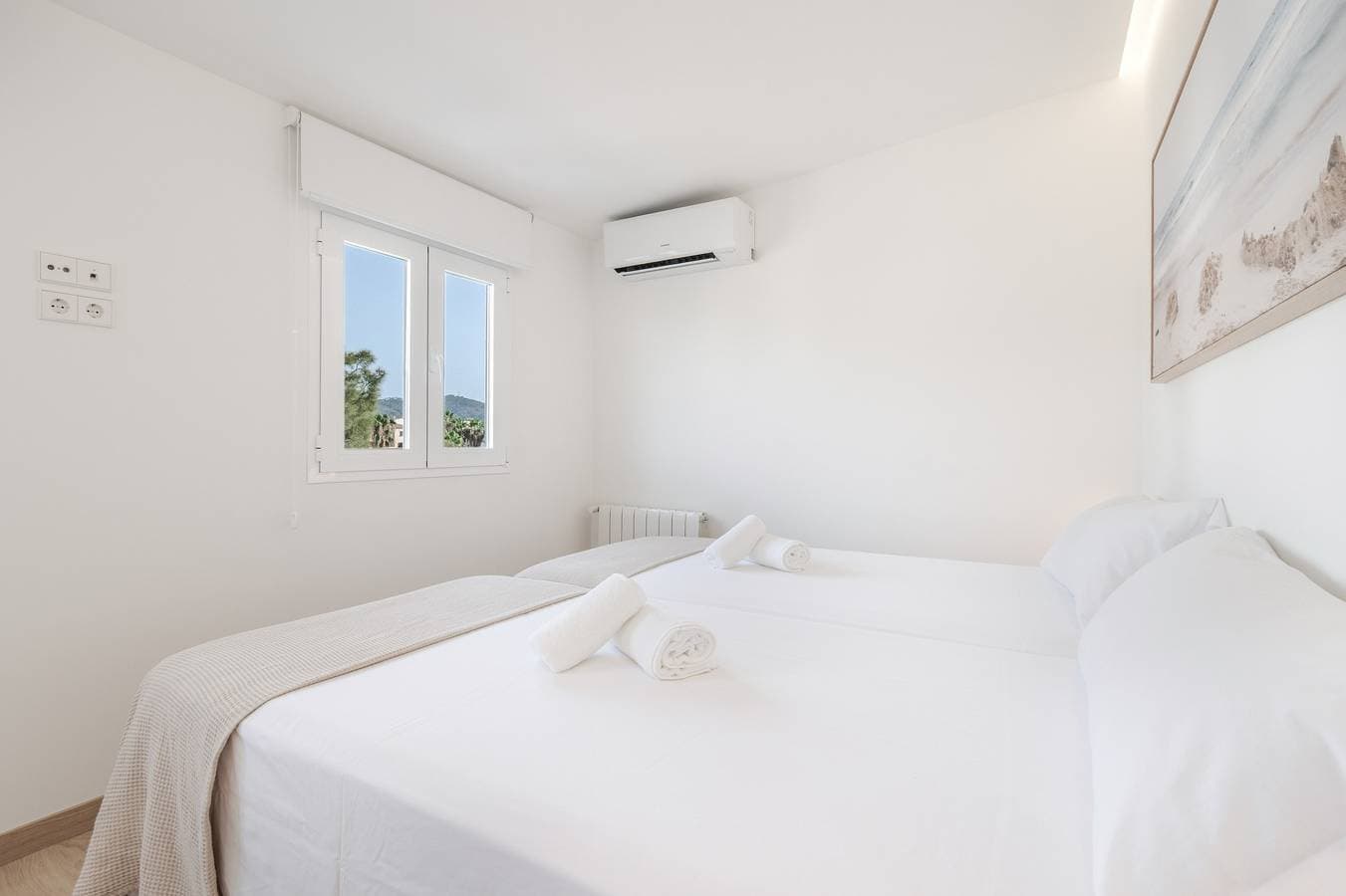 Foto 10 von 25: Apartment 'Las Palmeras 2' mit Gemeinschaftspool, WLAN und Klimaanlage