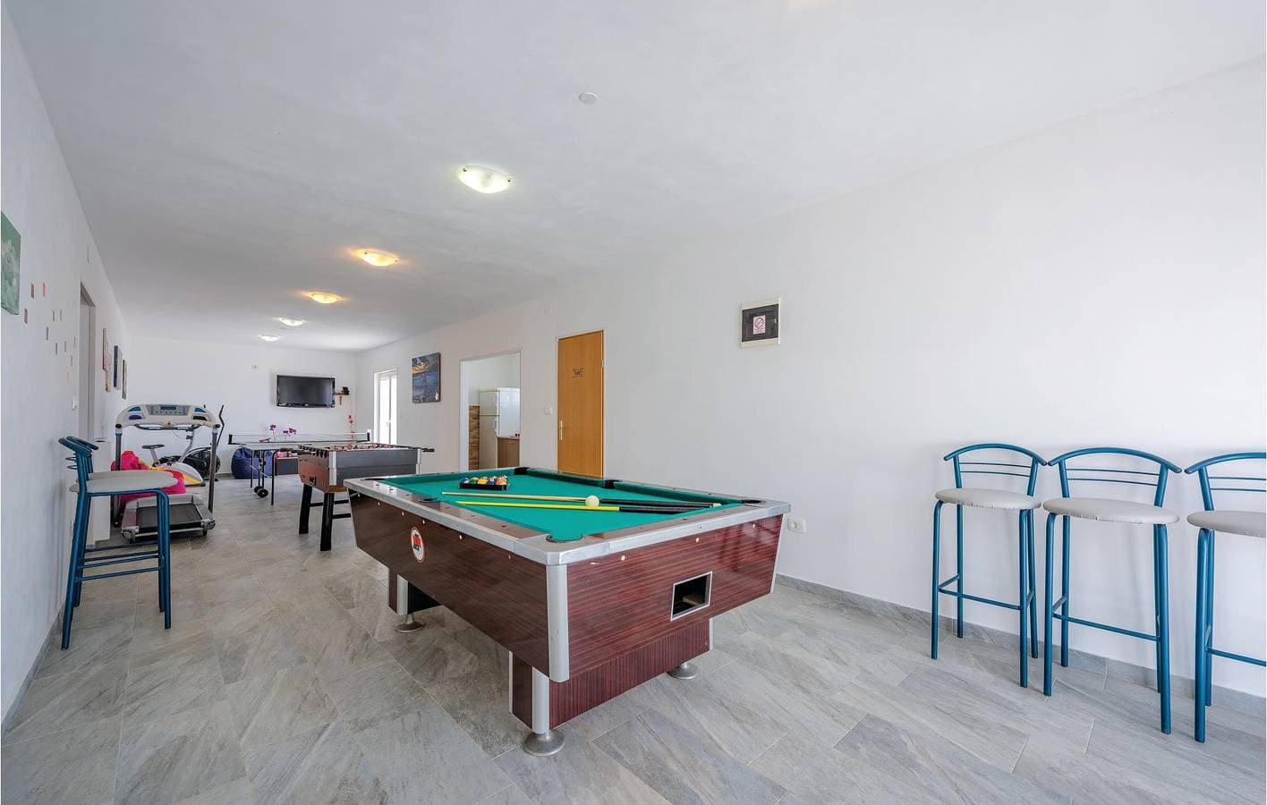 Foto 5 von 53: Sonnige 2-Zimmer-Wohnung mit Pool, WLAN und Terrasse