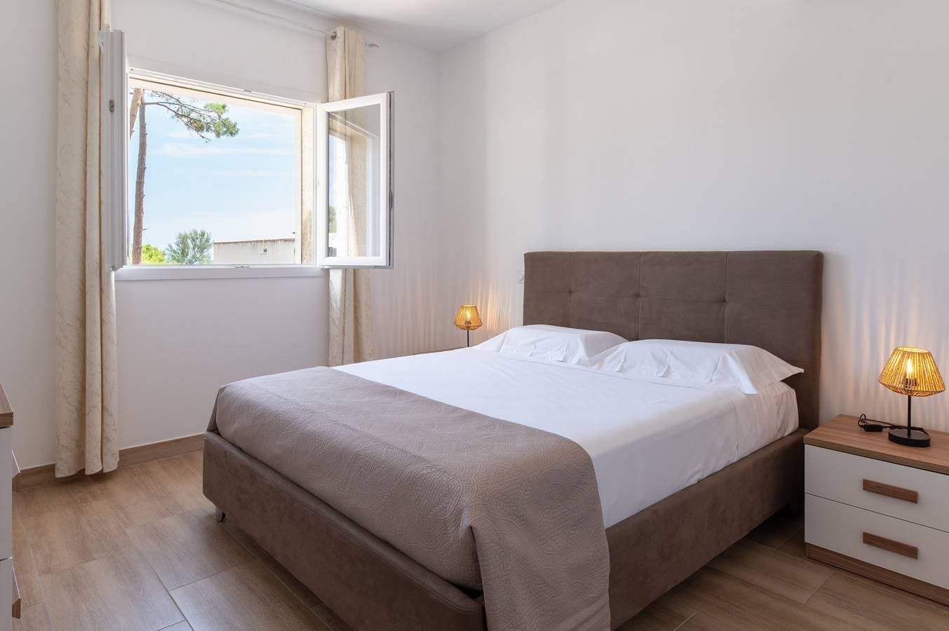 Foto 11 von 26: Apartment „La Dolce Vita 6“ mit Meerblick, WLAN und Klimaanlage
