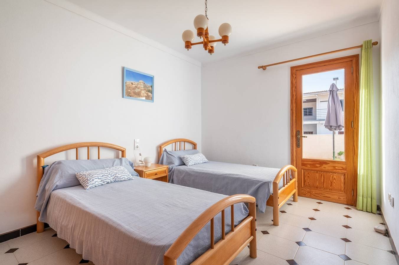 Foto 13 von 31: Zentrale Ferienwohnung nur wenige Meter vom Strand entfernt, mit Terrasse
