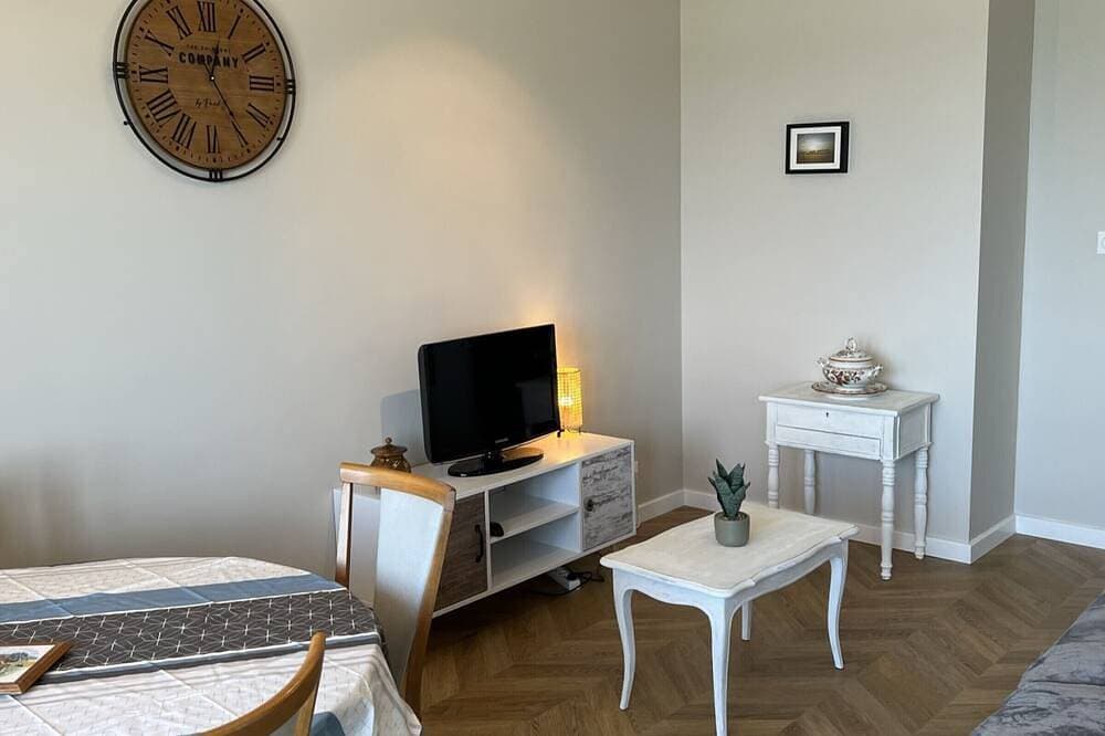 Foto 2 von 16: Studio mit Kabine und Parkplatz nahe am Strand