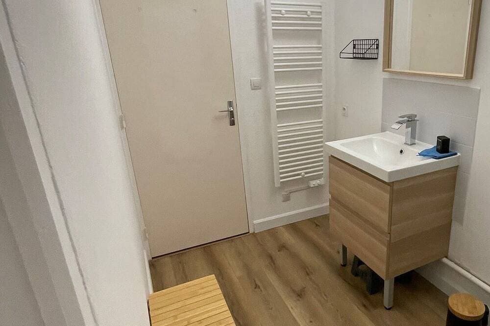 Foto 13 von 19: Agréable T2 en rez de Jardin à Deux pas du Plan Deau