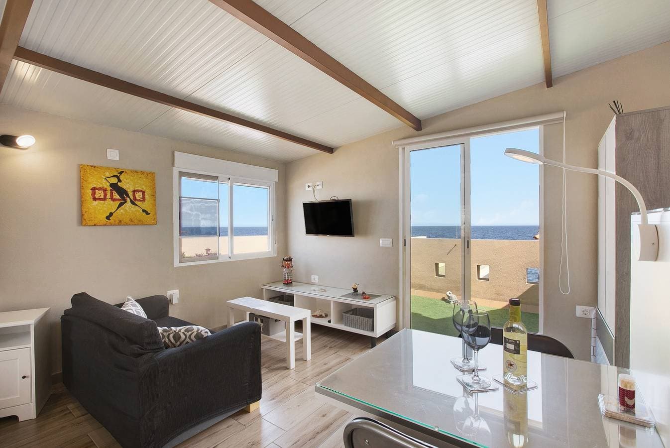 Foto 4 von 27: Ferienwohnung 'Estudio Calima' mit Meerblick, privater Terrasse und WLAN