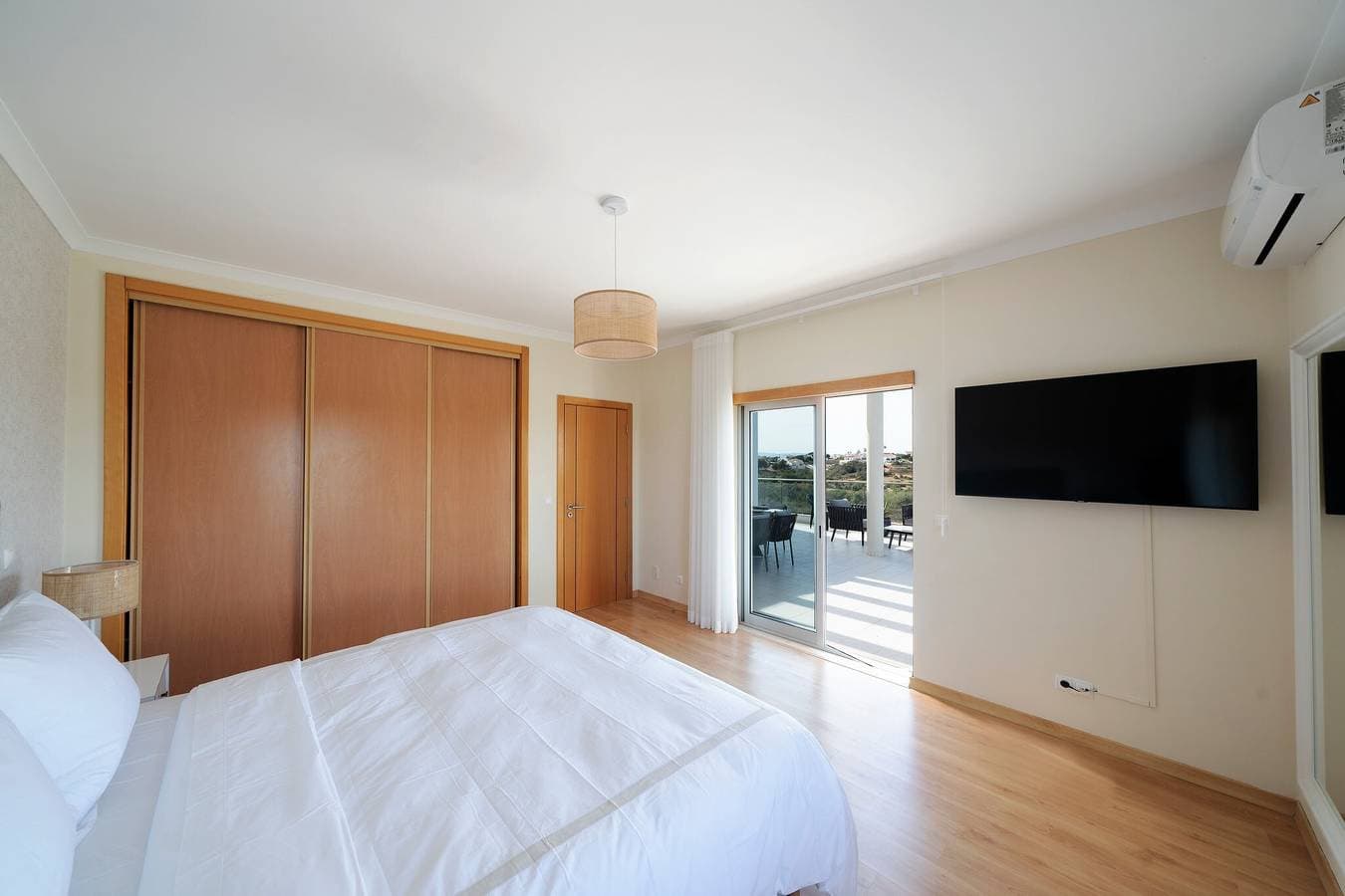 Foto 9 von 23: Ferienwohnung 'Monte Da Eira - Sunset' mit Gemeinschaftspool, Wi-Fi und Klimaanlage