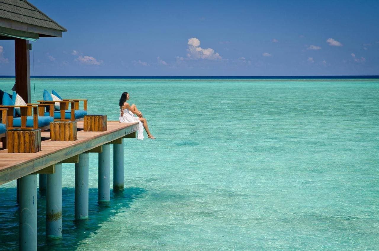 Foto 3 von 9: Special Offer - 2 Nights Beach Bungalow & 2 Nights Water Villa