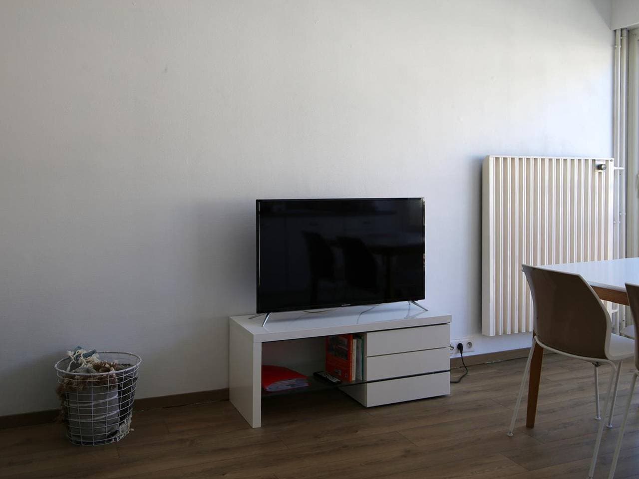 Foto 6 von 18: Modernes Apartment mit Meerblick und privatem Parkplatz