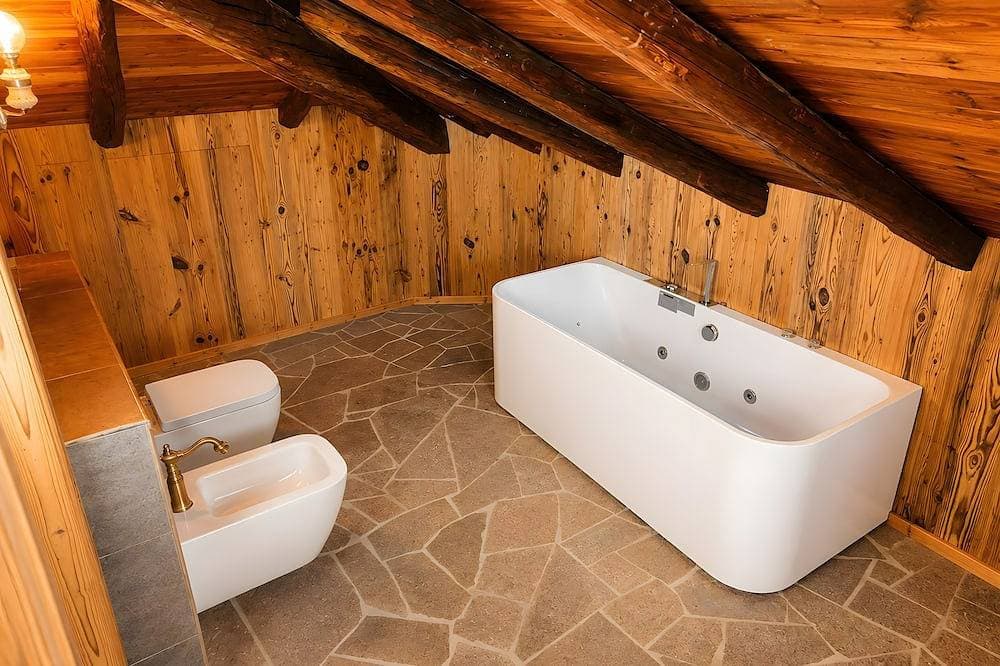 Foto 5 von 20: Zimmer 'Camera Negritella' mit Bergblick, WLAN und Klimaanlage