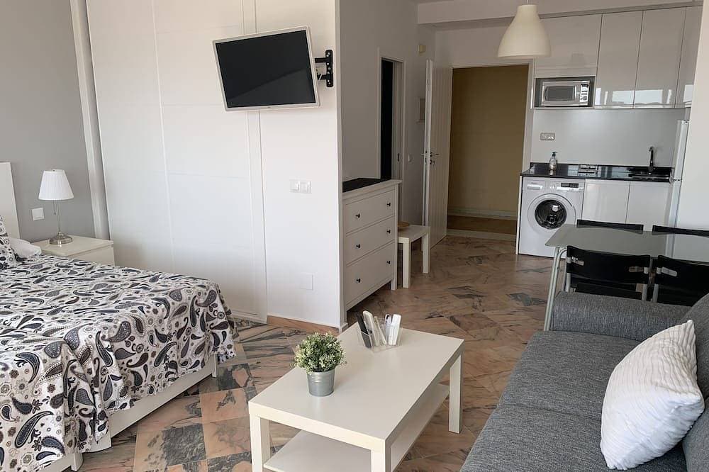 Foto 11 von 16: Apartment 817 on the beachfront with sea views