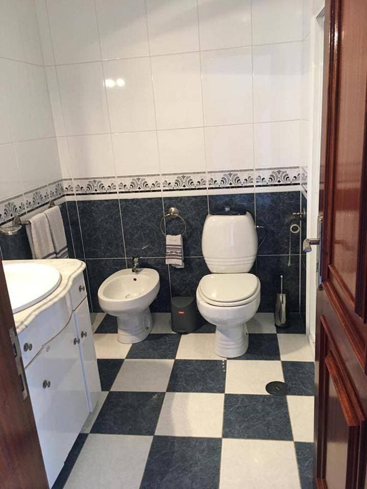 Foto 9 von 11: Double Room with Private Bathroom