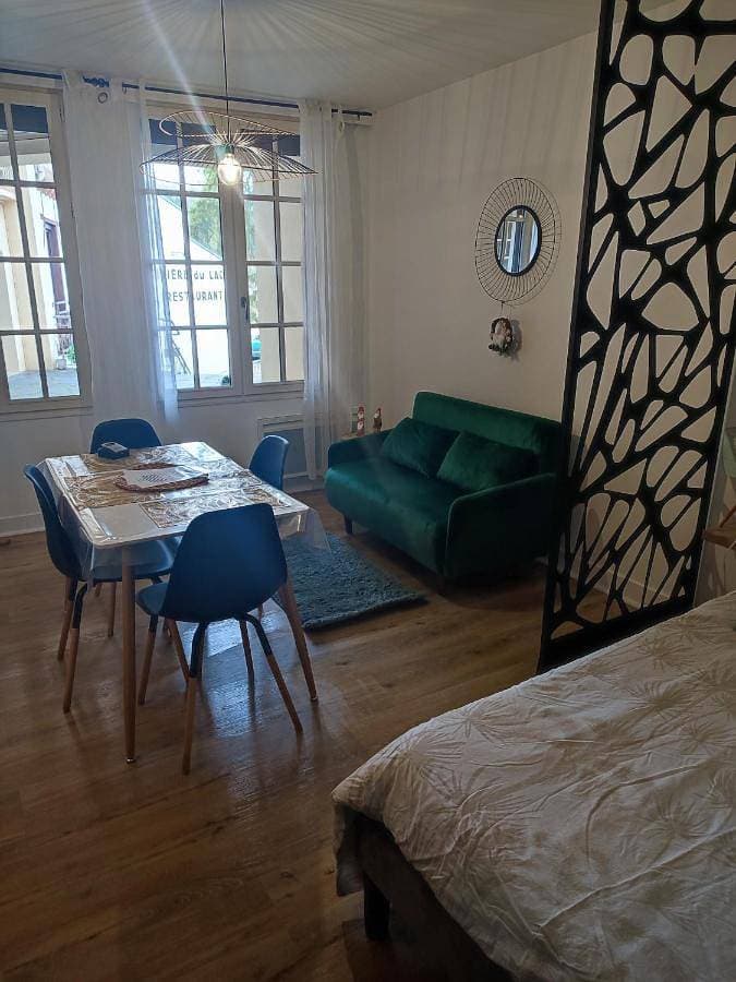 Foto 4 von 18: One-Bedroom Apartment
