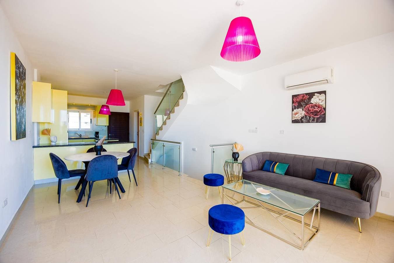 Foto 11 von 22: Villa für 4 Personen mit Balkon