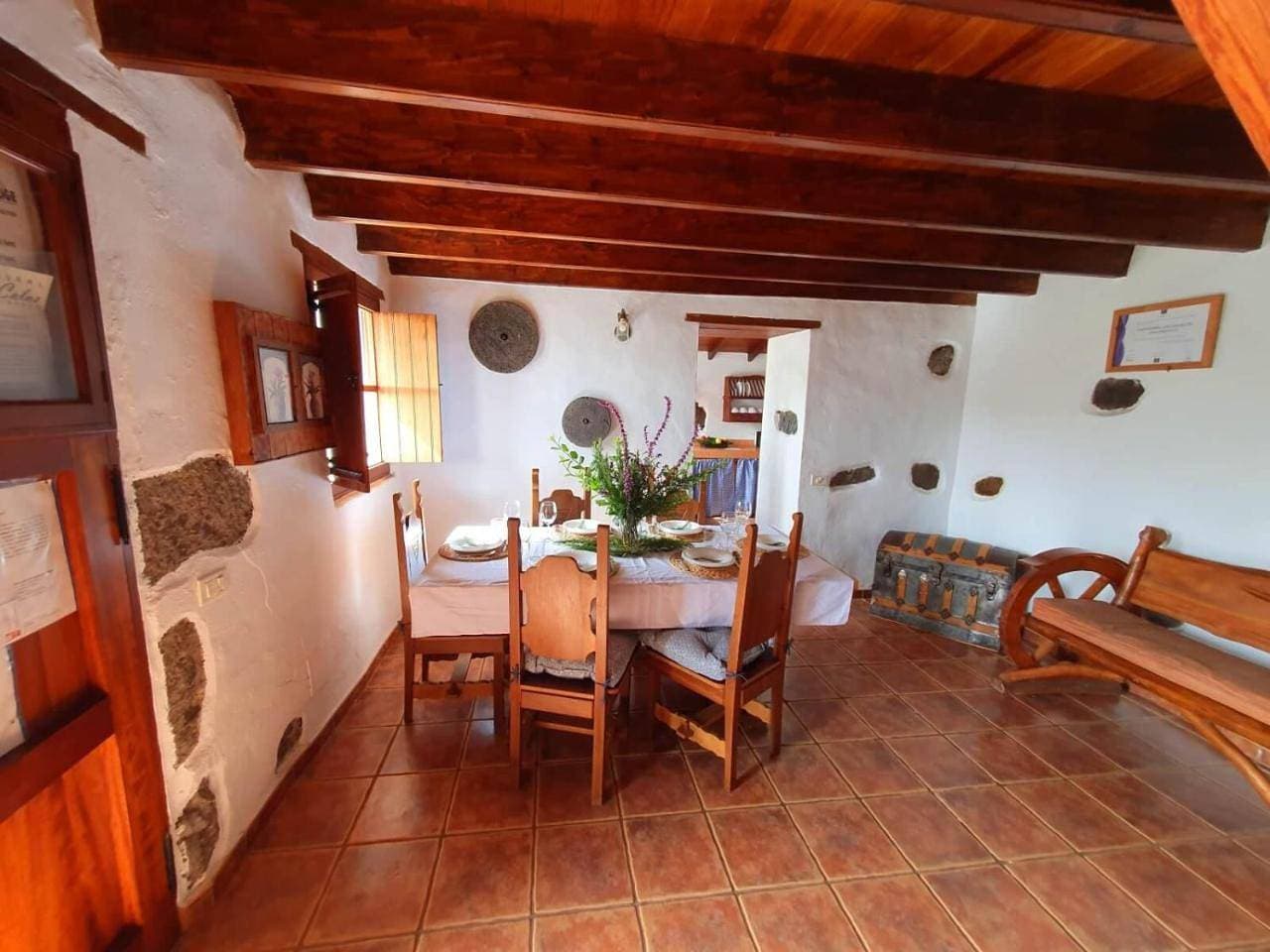 Foto 7 von 34: Three-Bedroom Holiday Home