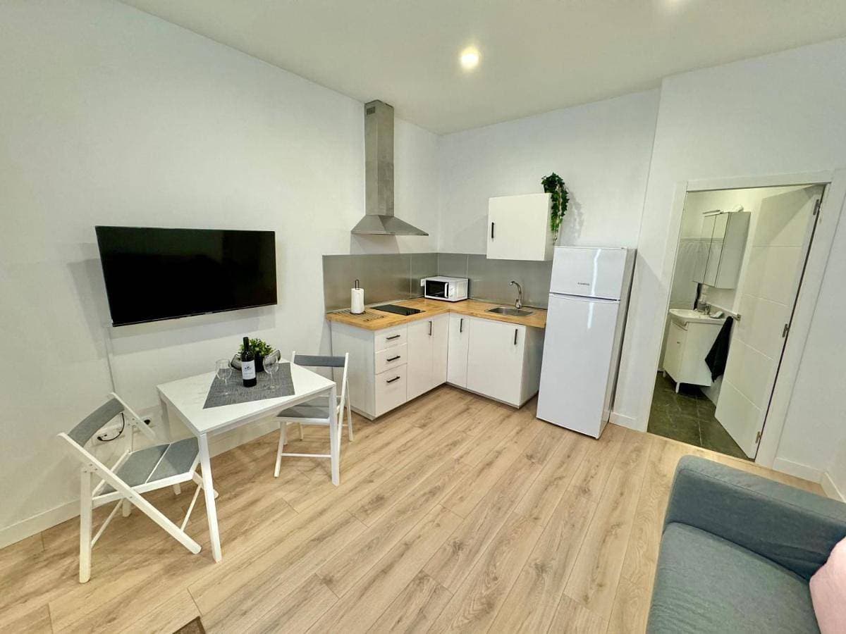 Foto 5 von 21: One-Bedroom Apartment