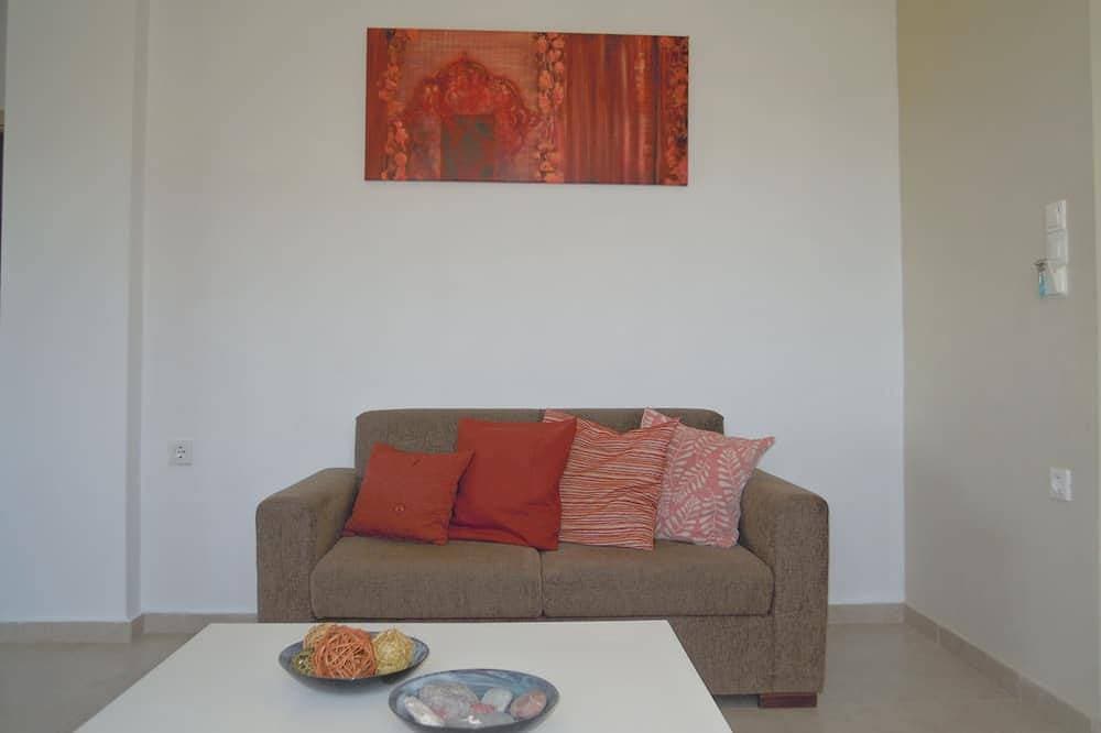 Foto 8 von 30: Wohnung 80 m2 für 4 Personen mit Meerblick, Pool, Parkplatz, Waschmaschine